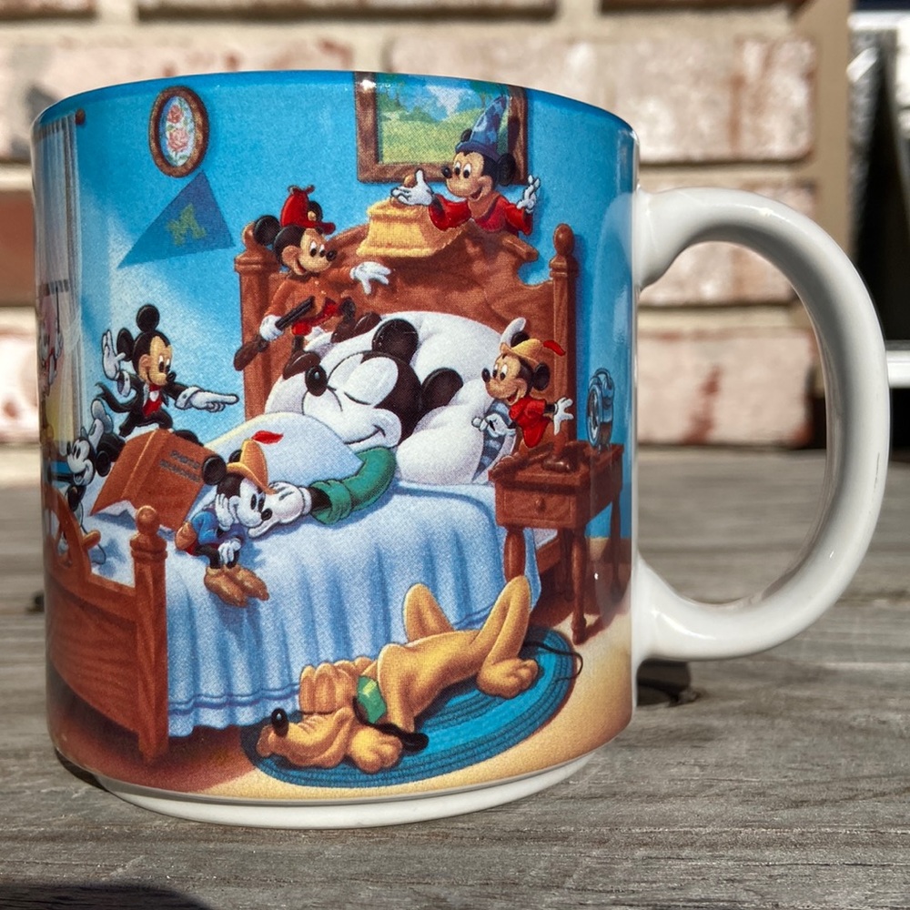 Vintage Disney Mickey Mouse Through The Years Mug Bed Pluto 1990 Japan